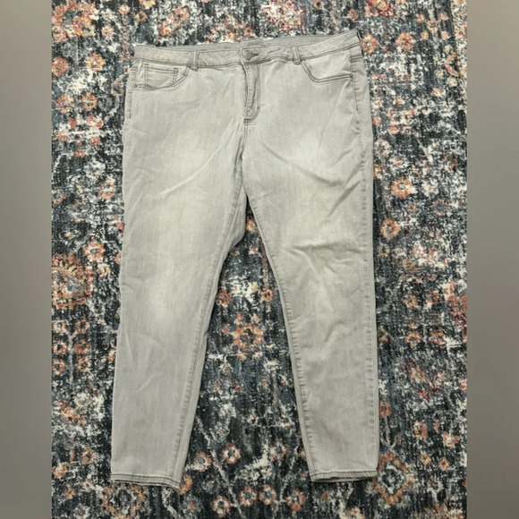 Lane Bryant Skinny Jeans - Picture 1 of 3